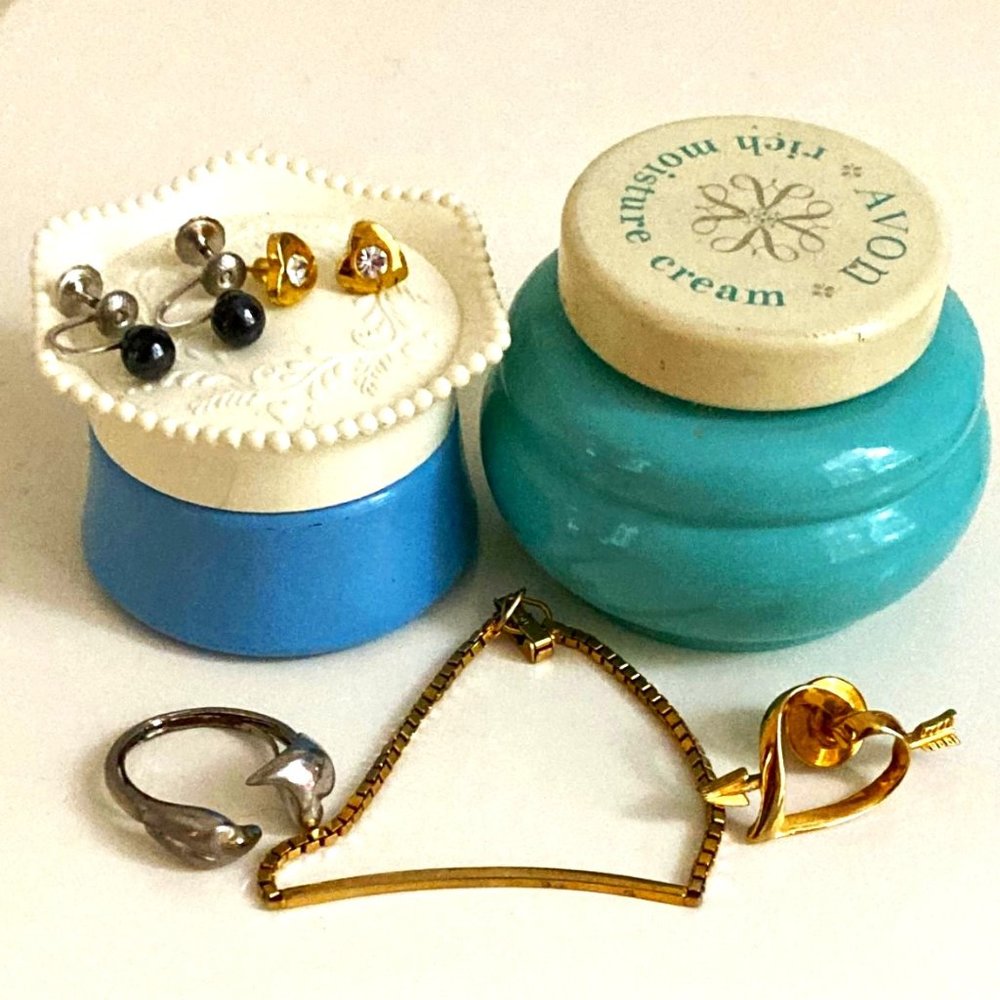 Jewels & jars for the lover of vintage Avon
